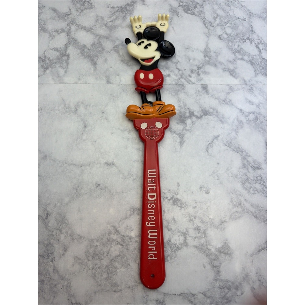 Vintage Walt Disney World Back Scratcher Mickey Mouse Arms Up Classic Souvenir